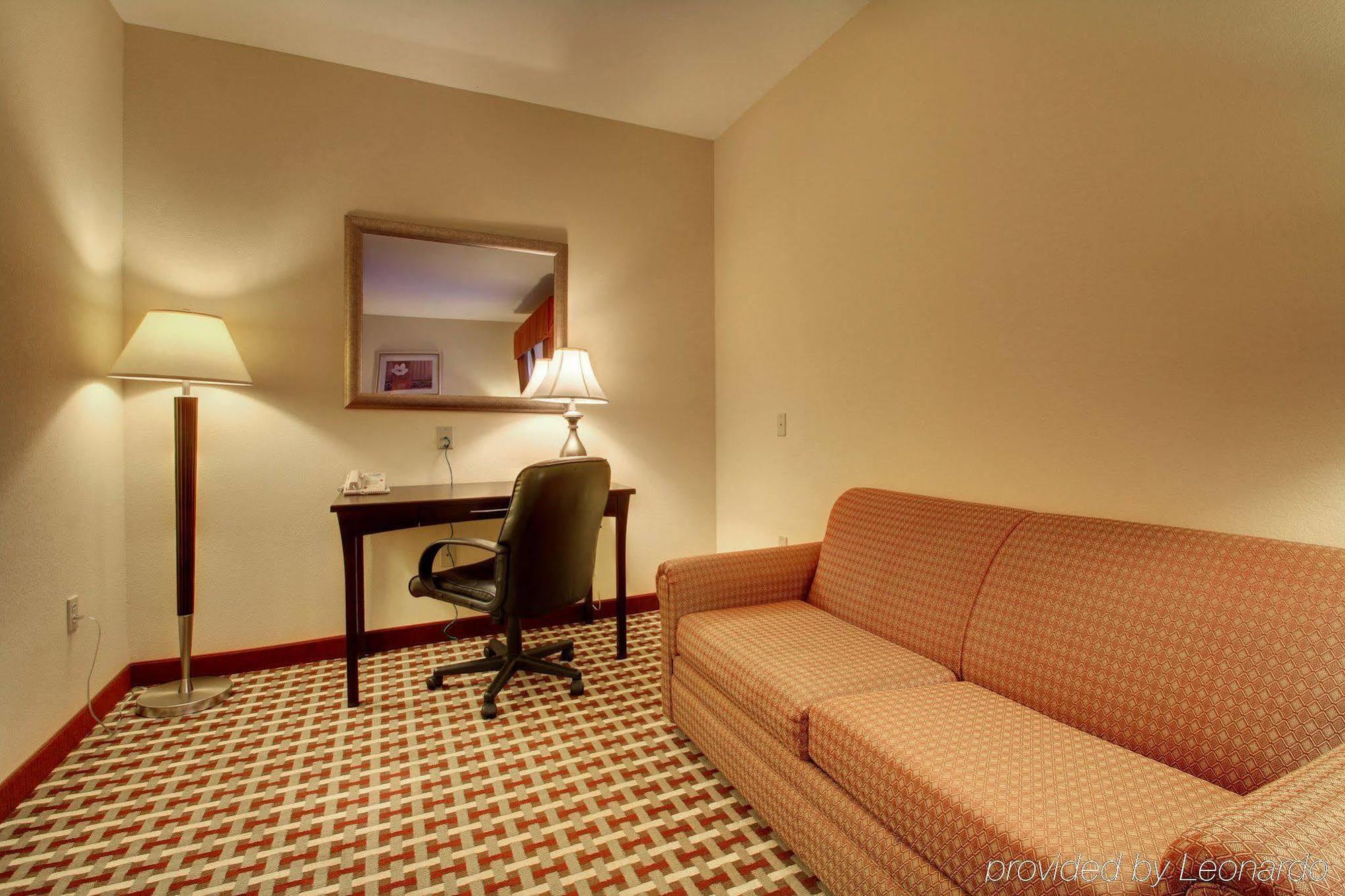 Holiday Inn Express & Suites Laurel By Ihg Exterior foto