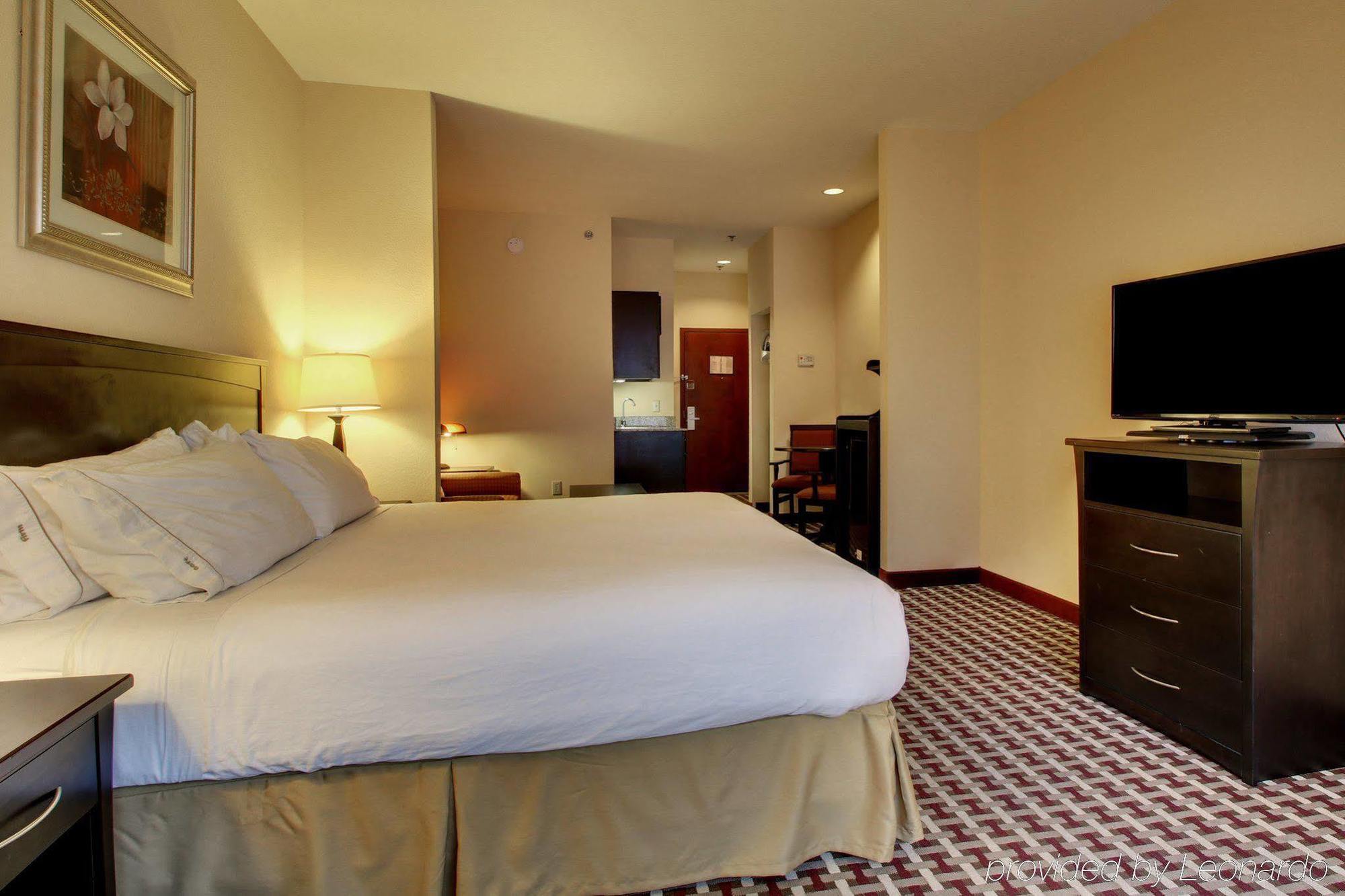 Holiday Inn Express & Suites Laurel By Ihg Exterior foto