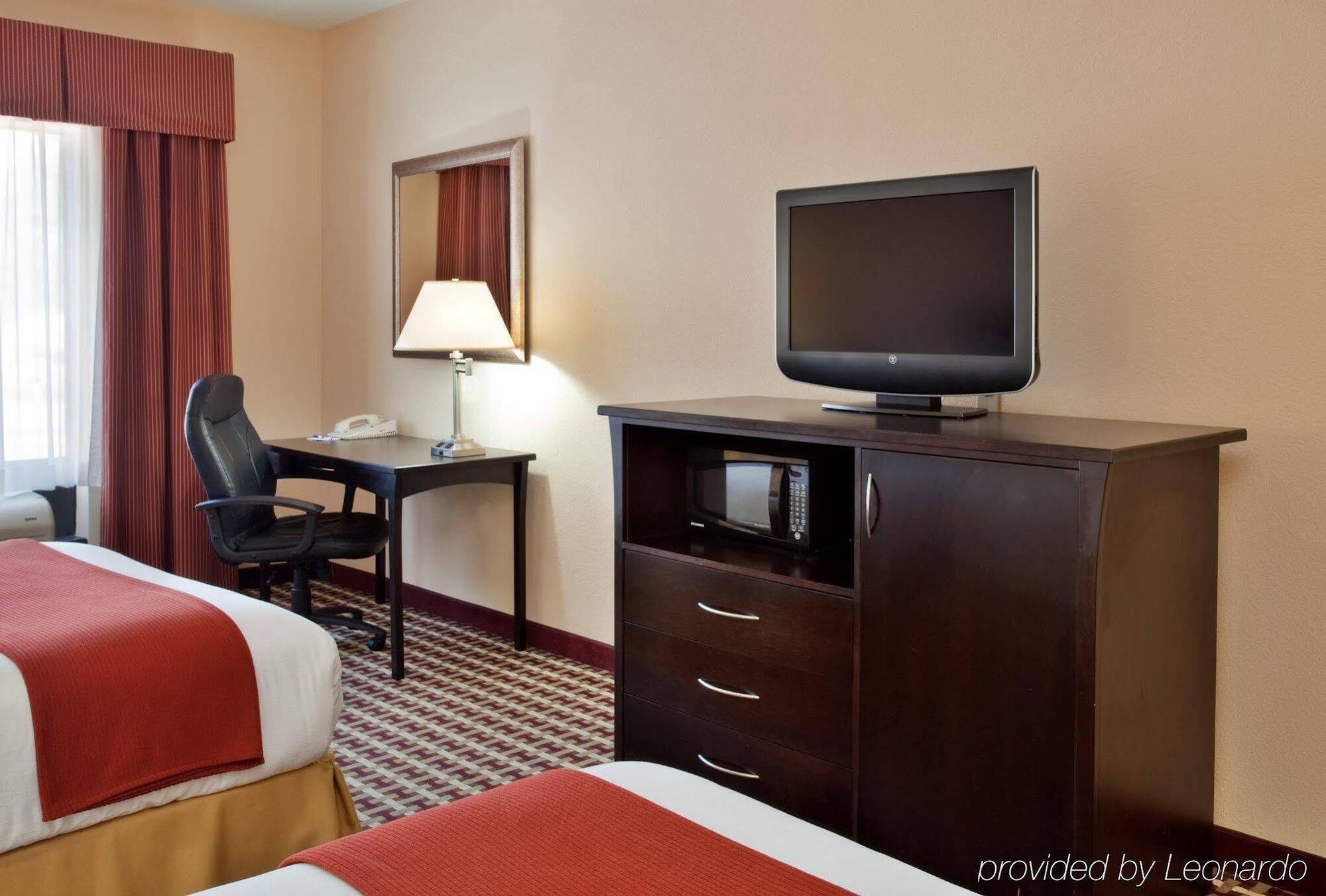 Holiday Inn Express & Suites Laurel By Ihg Exterior foto